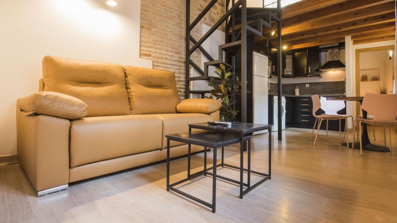 Madera Y Piedra - Apartamentos Aloha Toledo Eksteriør billede