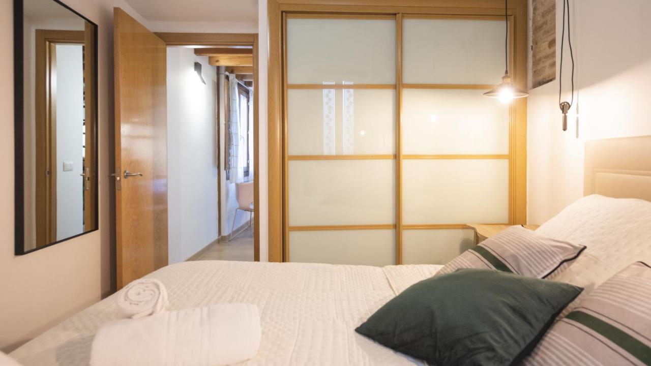 Madera Y Piedra - Apartamentos Aloha Toledo Eksteriør billede